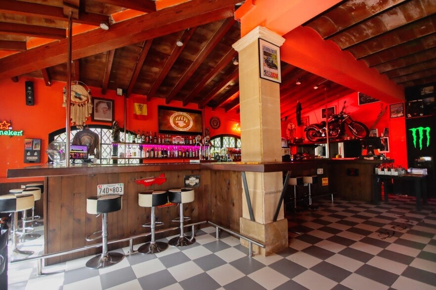 Retail in Algaida, Islas Baleares for sale - Interior Photo - Image 3 of 6