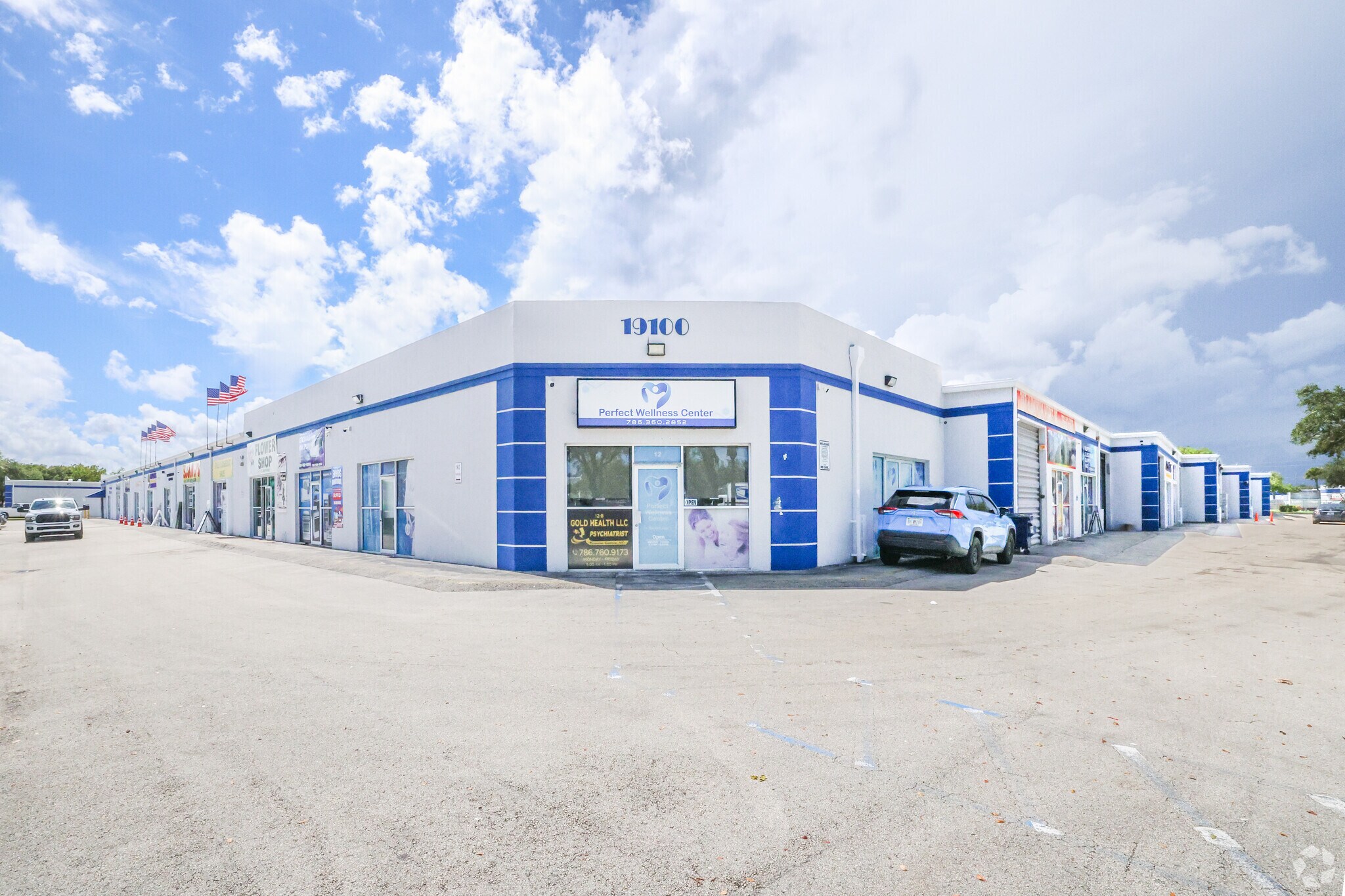 19100 SW 106th Ave, Miami, FL for sale Primary Photo- Image 1 of 1