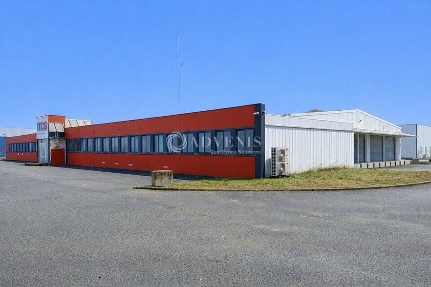 Flex in Ingré for lease - Building Photo - Image 1 of 12