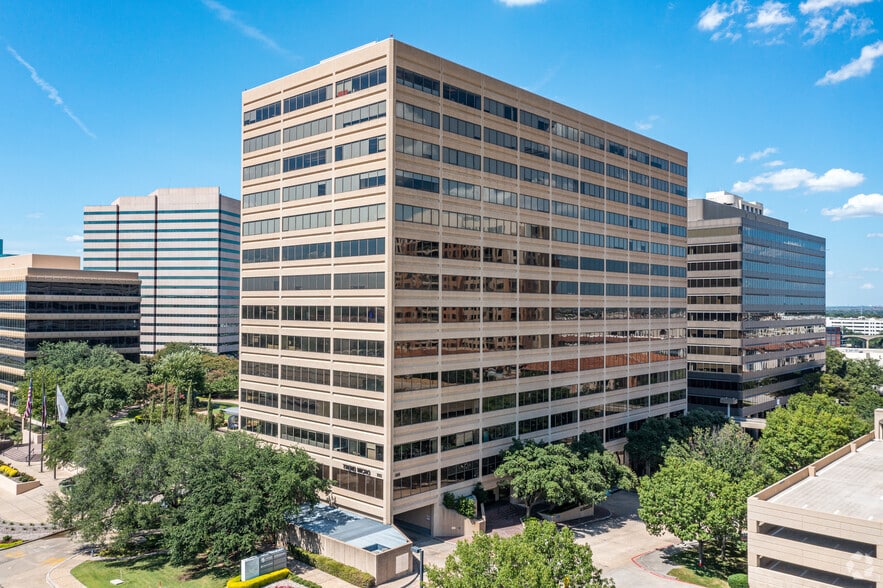 225 E John Carpenter Fwy, Irving, TX for lease - Building Photo - Image 2 of 7