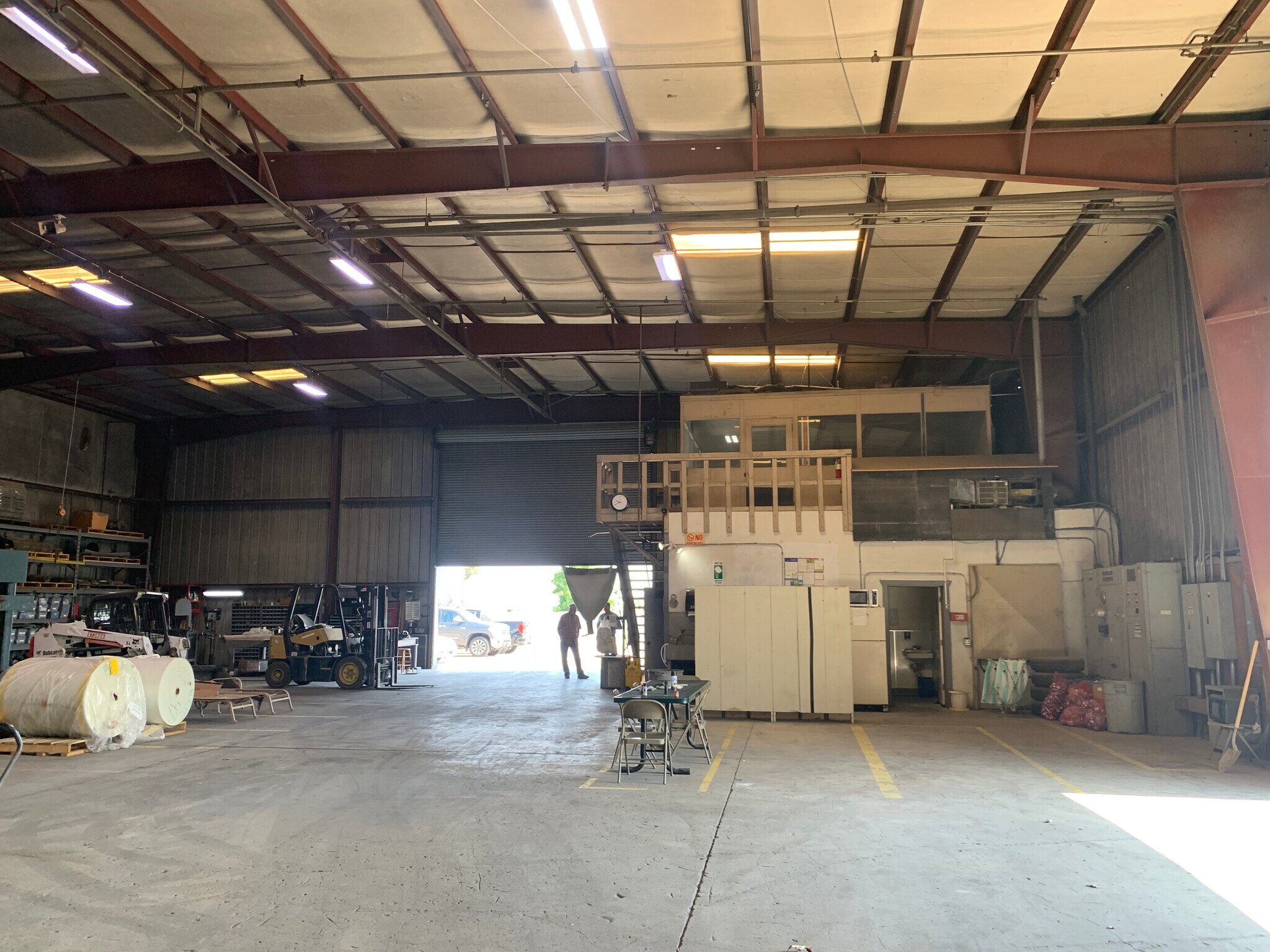 4301 Foster Ave, Bakersfield, CA 93308 Flex for Lease