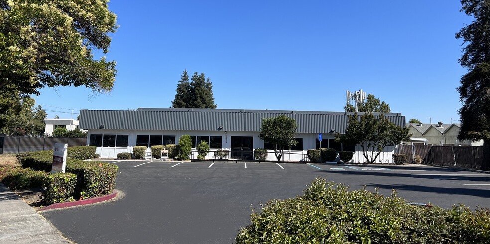 24800 Industrial Blvd, Hayward, CA 94545 | LoopNet