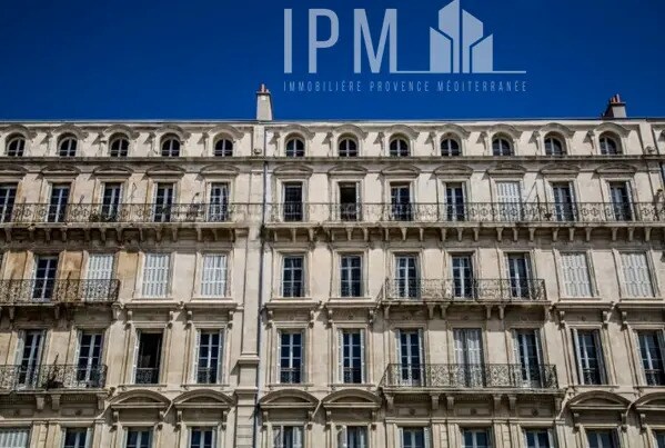 Retail in Sainte-Maxime for lease Building Photo- Image 1 of 6