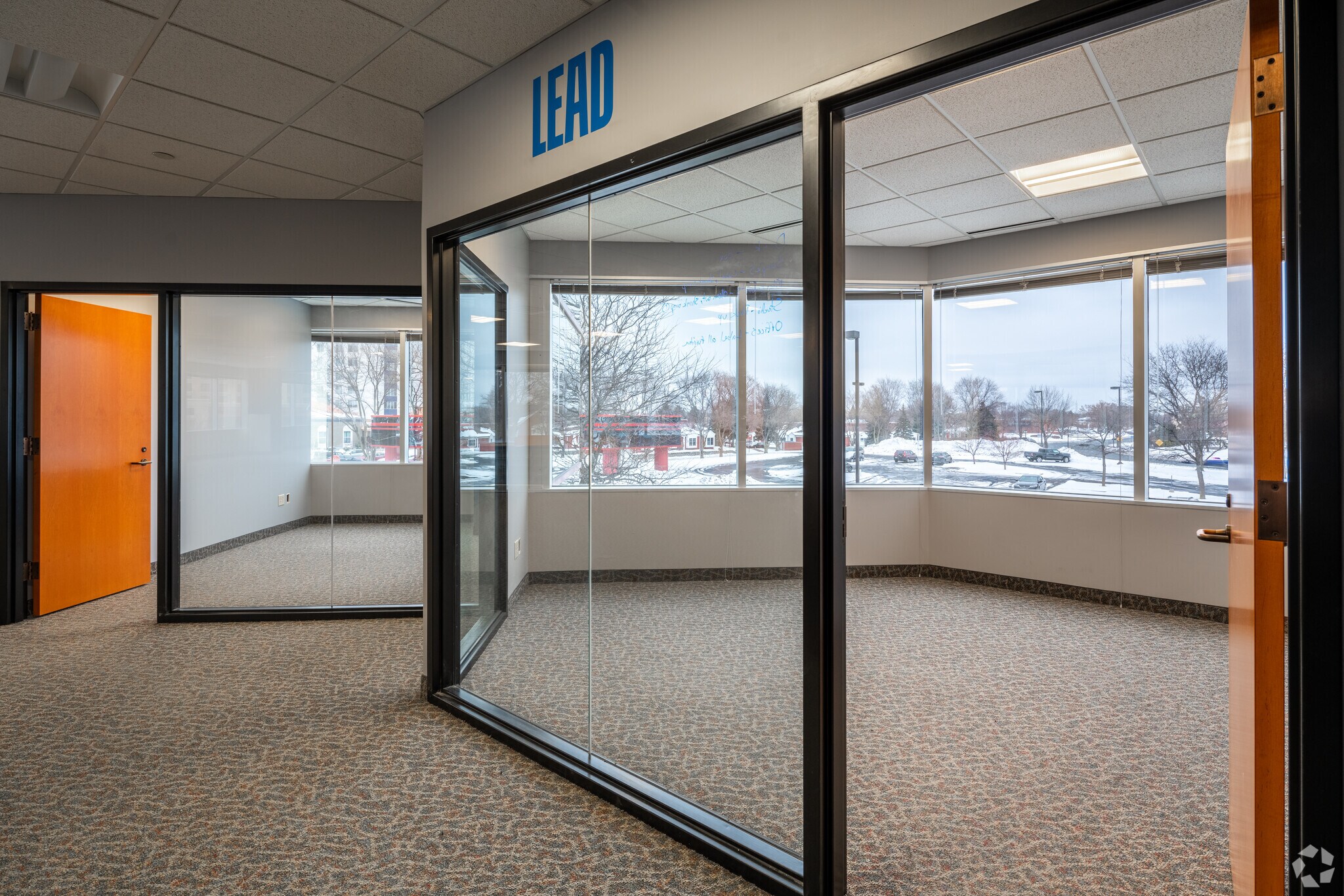 6160 N Summit Dr, Brooklyn Center, MN 55430 SixtyOne60 Summit