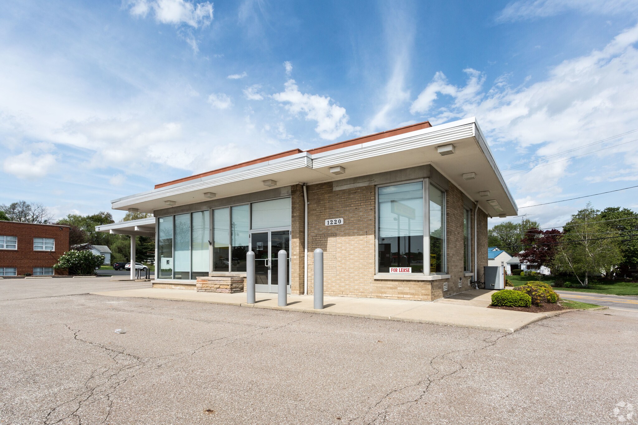 1220 Claremont Ave, Ashland, OH for sale Primary Photo- Image 1 of 1