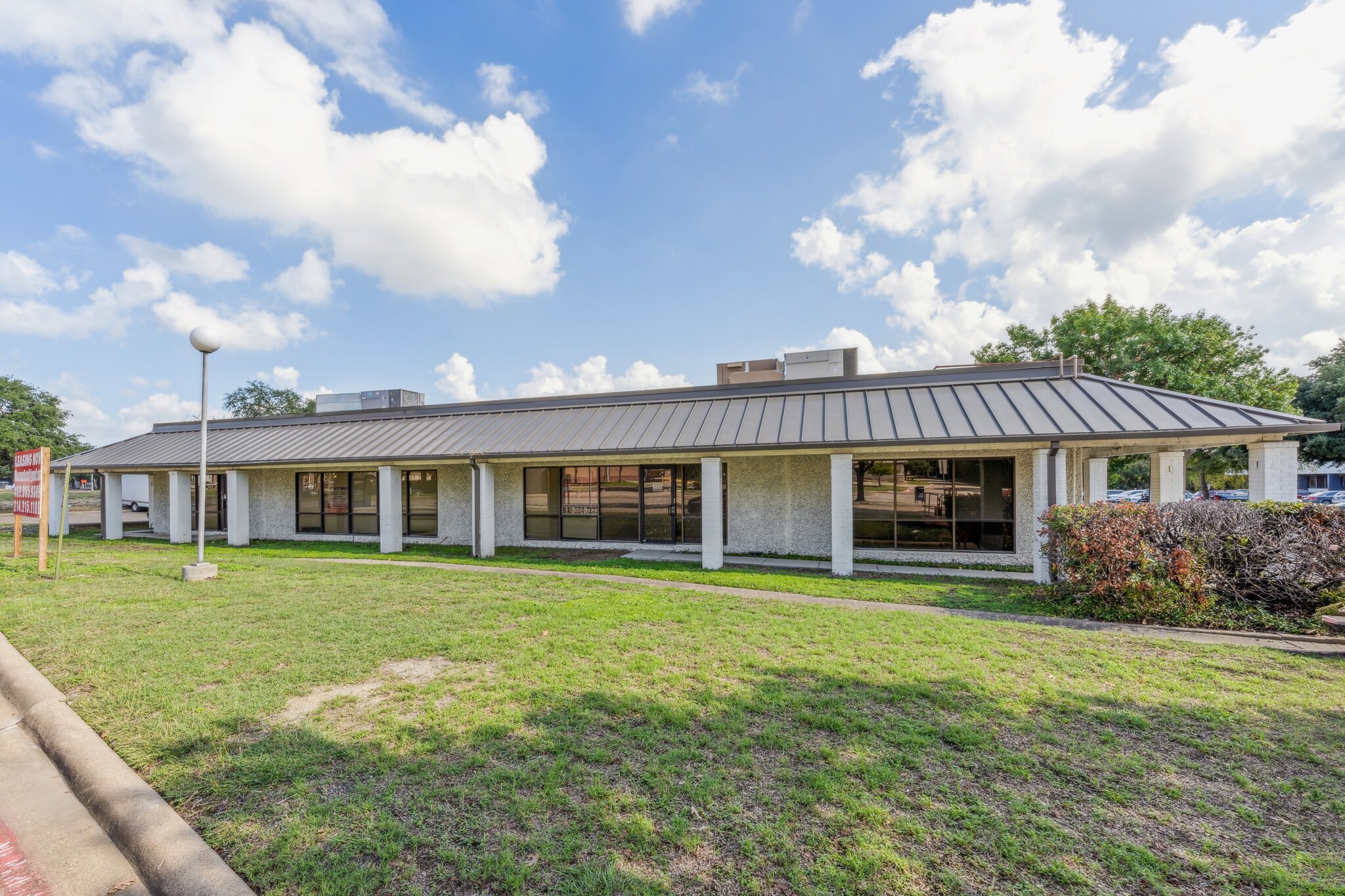 1001 S Sherman St, Richardson, TX for lease Building Photo- Image 1 of 25