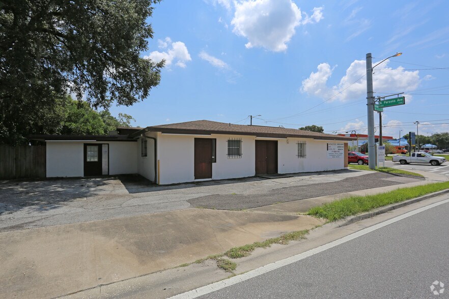 1213 N Parsons Ave, Brandon, FL 33510