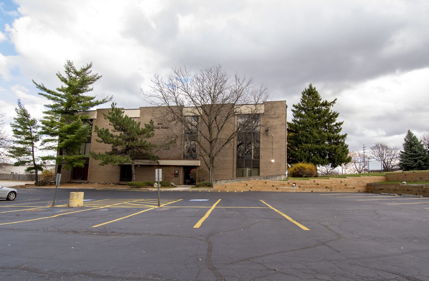 900 Ridge Rd, Homewood, IL 60430 - Office for Lease | LoopNet.com