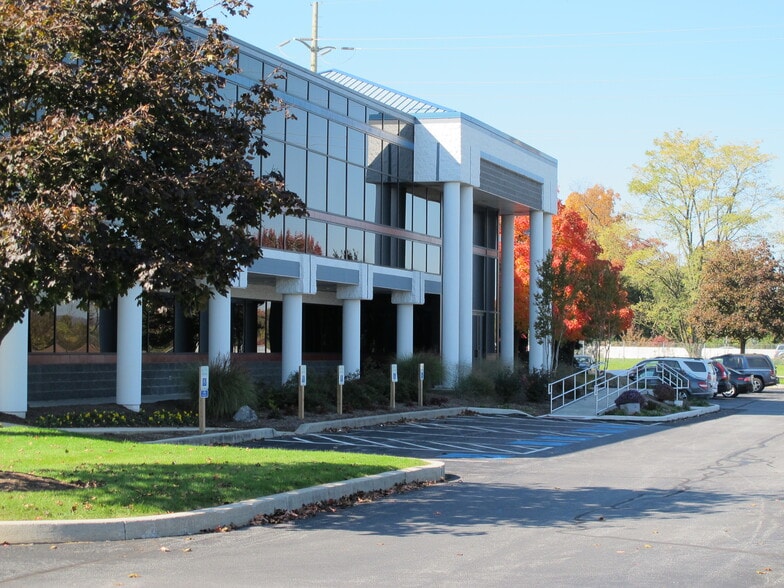 5000 Ritter Rd, Mechanicsburg, PA for lease - Building Photo - Image 2 of 15