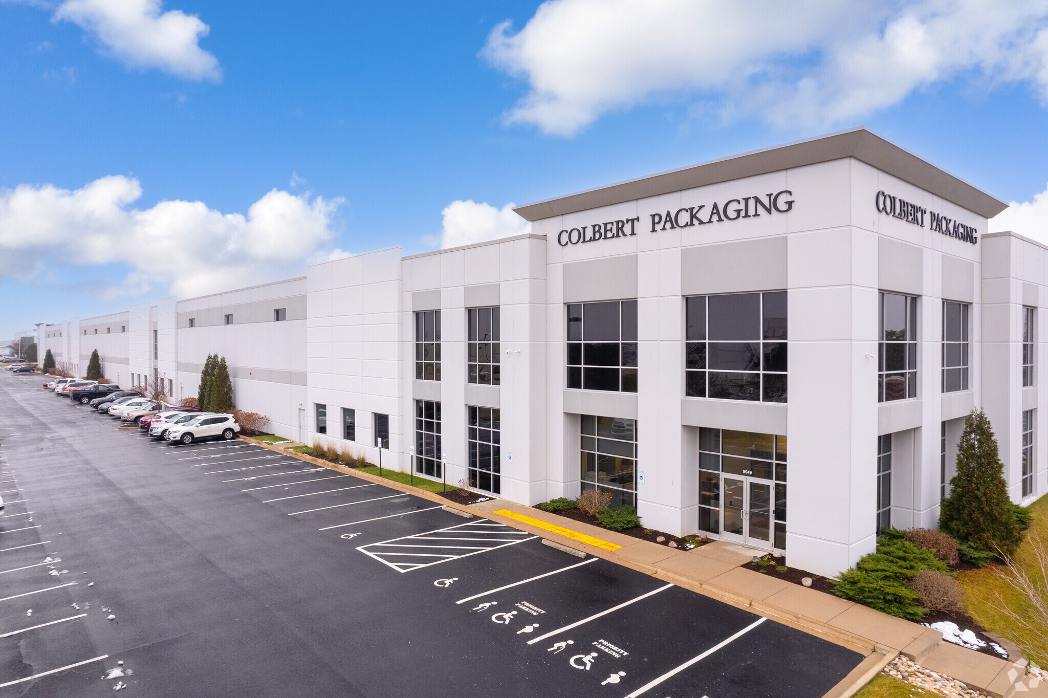 9949 58th Pl, Kenosha, WI for sale Primary Photo- Image 1 of 1