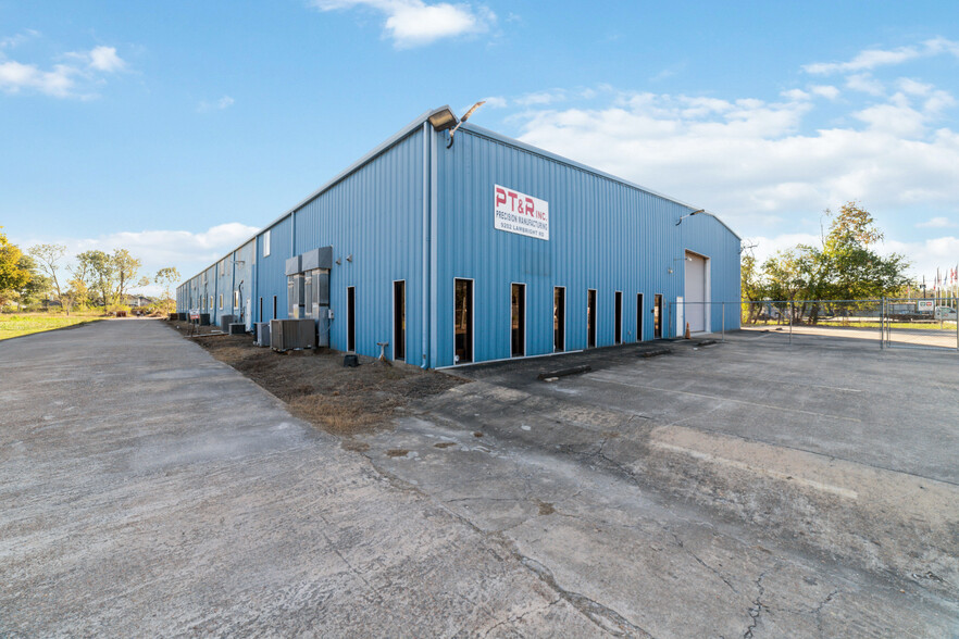 9202 Lambright Rd, Houston, TX for sale - Building Photo - Image 3 of 31