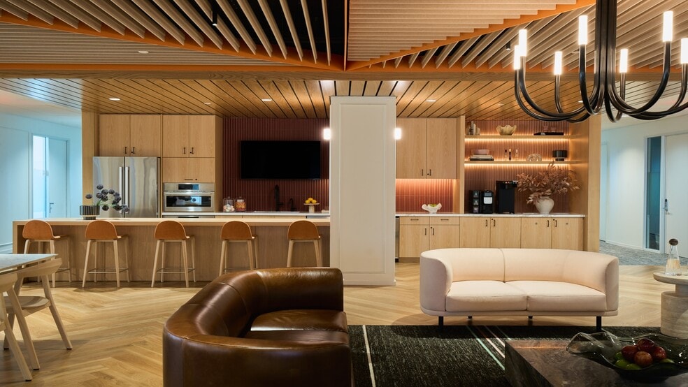 3101 Wilson Blvd, Arlington, VA for lease - Building Photo - Image 2 of 20