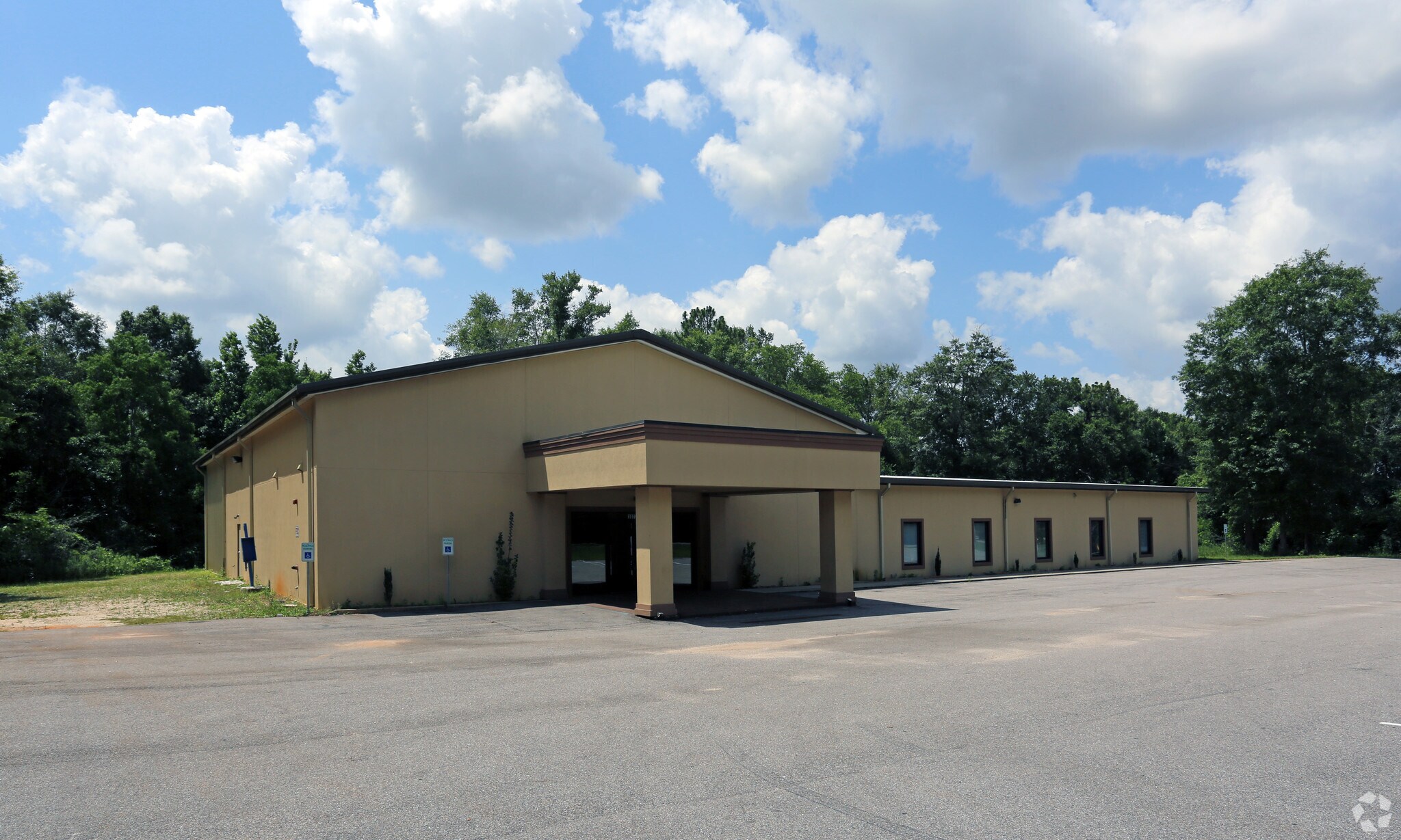 10775 Airport Blvd, Mobile, AL for sale Primary Photo- Image 1 of 1