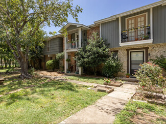 More details for 311 E San Antonio Ave, Boerne, TX - Multifamily for Sale