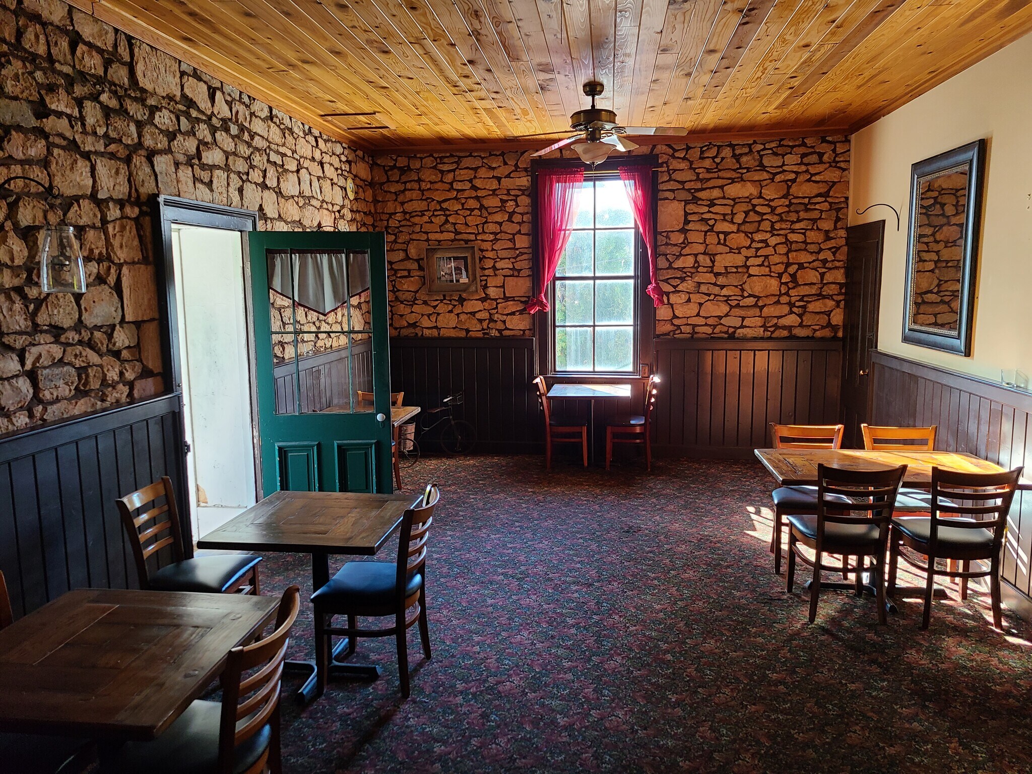 8304 Main St, Mokelumne Hill, CA 95245 The Historic Hotel Leger