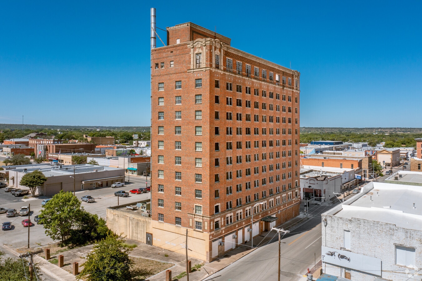 200 Fisk Ave, Brownwood, TX 76801