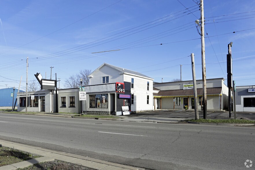 505507 E Kalamazoo Ave, Kalamazoo, MI 49007