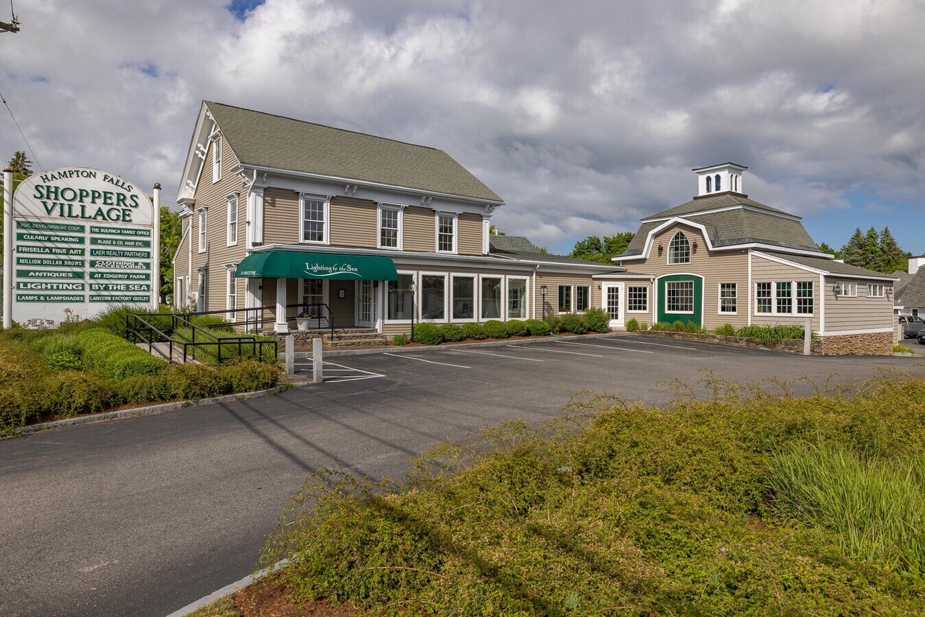 87 Lafayette Rd, Hampton Falls, NH 03844