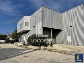 Flex in Aubagne for lease Building Photo- Image 2 of 9