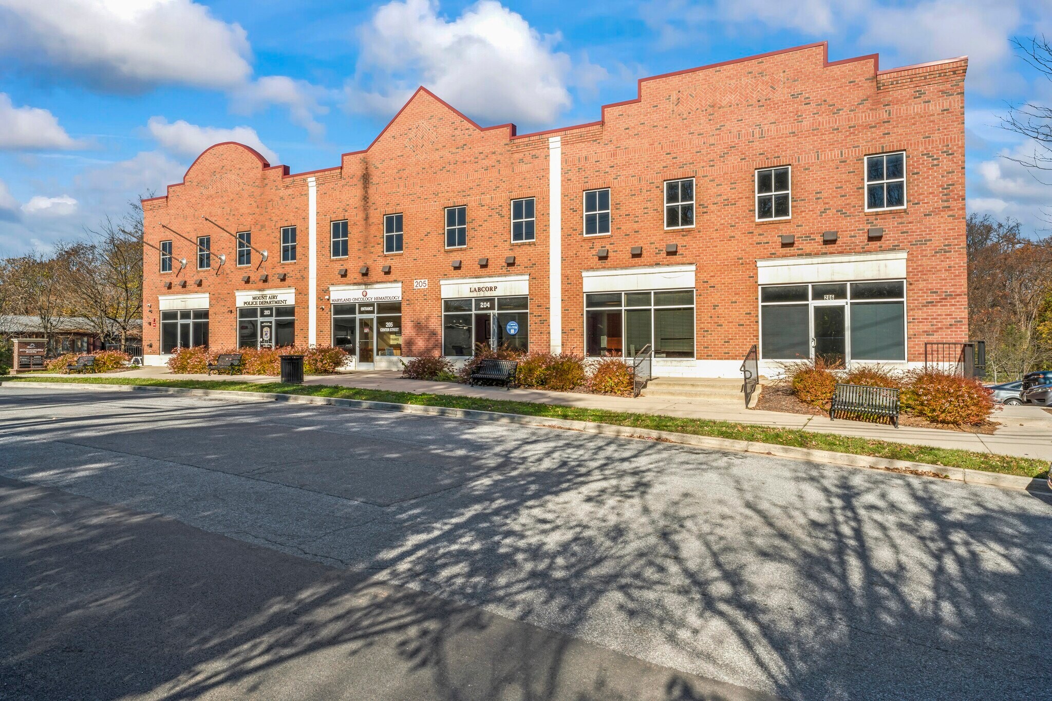 205 Center St, Mount Airy, MD for lease Building Photo- Image 1 of 37