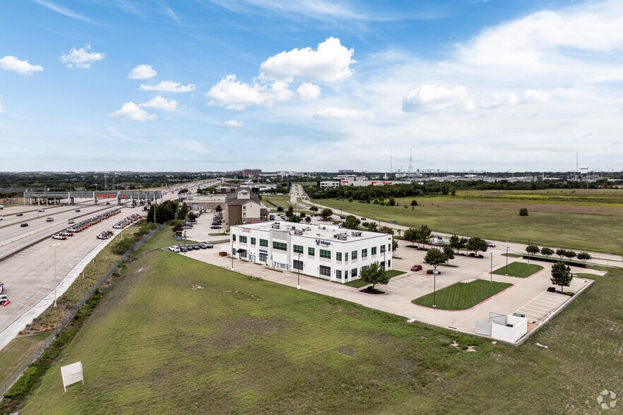 4200 Mapleshade Ln, Plano, TX for sale - Aerial - Image 2 of 6