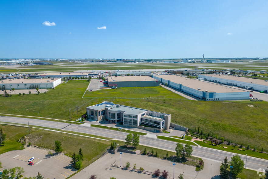 7136 11 Ave NE, Calgary, AB for sale - Aerial - Image 3 of 7