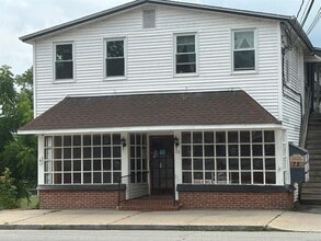 72 N Main St, Jewett City, CT for lease Interior Photo- Image 1 of 6