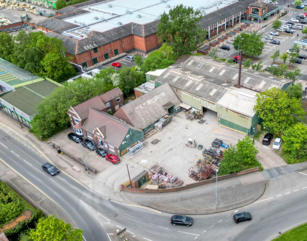 273 Watling St, Tamworth for sale Building Photo- Image 1 of 1