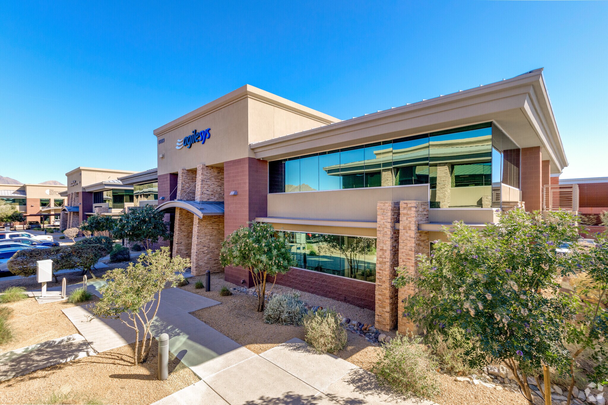 8889 E Bell Rd, Scottsdale, AZ for sale Building Photo- Image 1 of 1