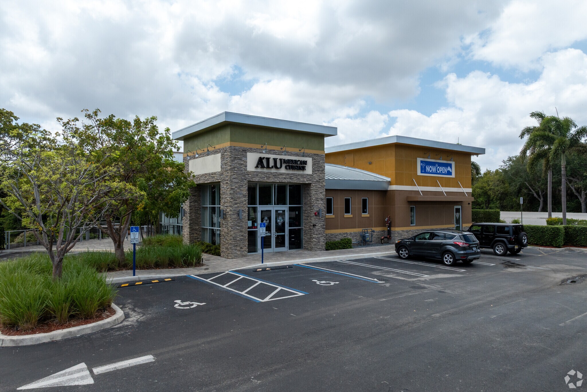 1080 Gateway Blvd, Boynton Beach, FL for sale Primary Photo- Image 1 of 1