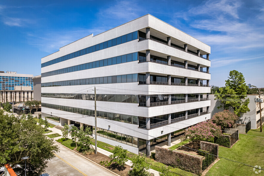 3131 Eastside St, Houston, TX for lease - Building Photo - Image 1 of 9