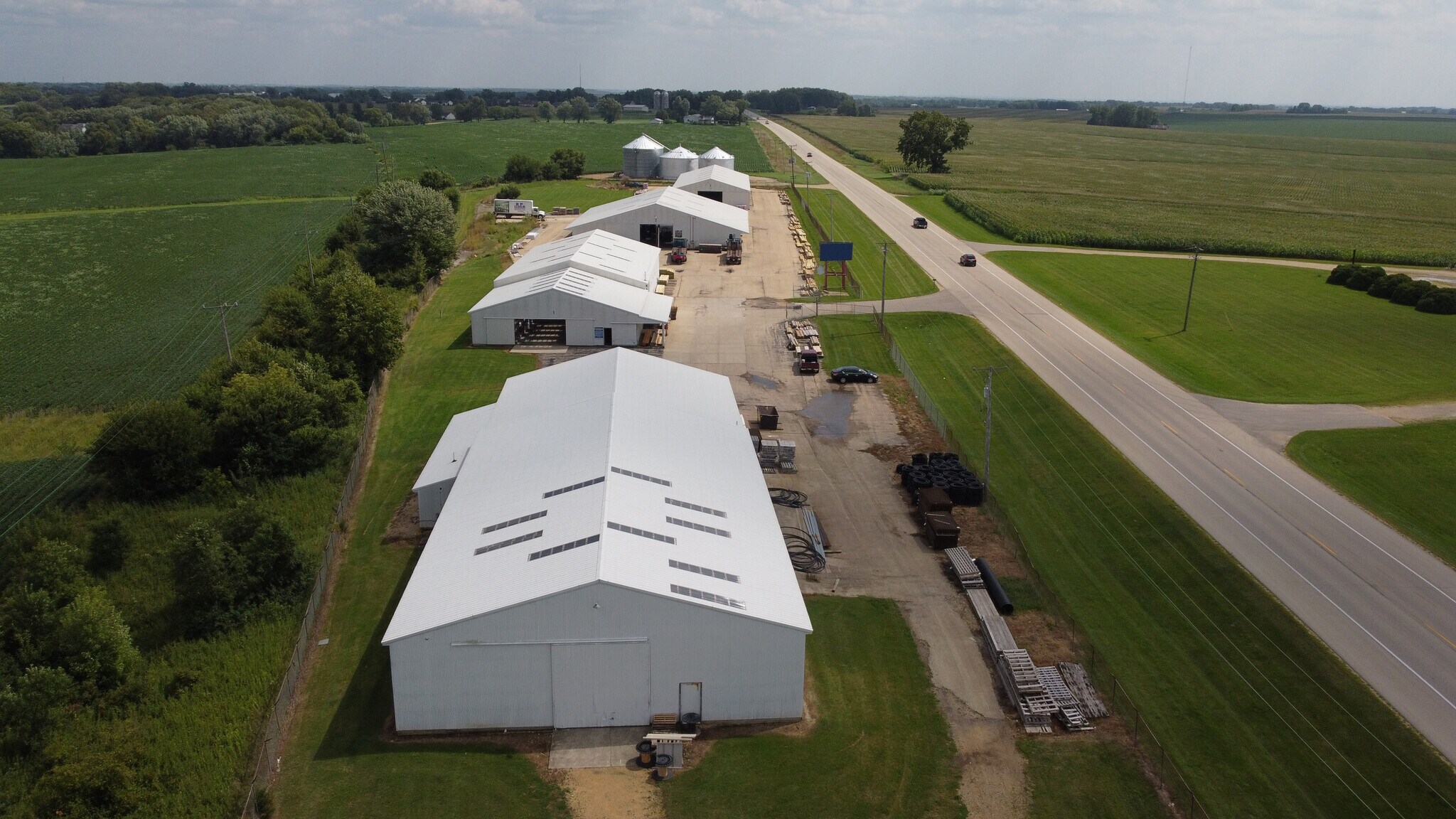 2158 Il Route 26, Dixon, IL for sale Primary Photo- Image 1 of 1