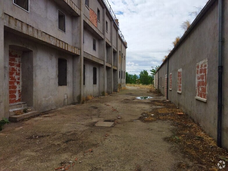 Industrial in Cantimpalos, Segovia for sale - Primary Photo - Image 1 of 1