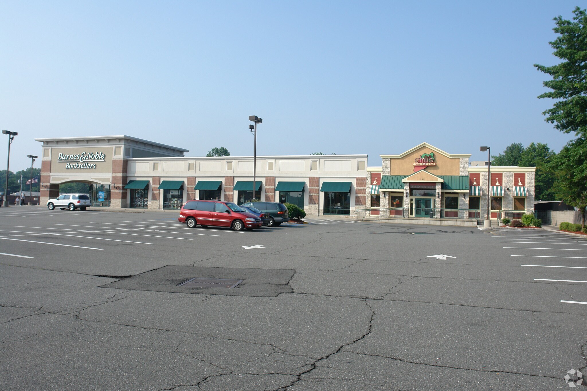 1180 Raritan Rd, Clark, NJ 07066 Retail For Lease