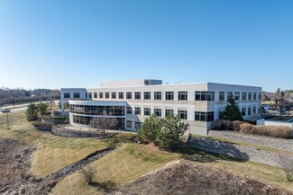 More details for N86W12500 Westbrook Xing, Menomonee Falls, WI - Office for Lease