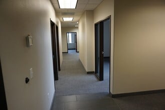 295 Bradley Blvd, Richland, WA for lease Interior Photo- Image 2 of 12