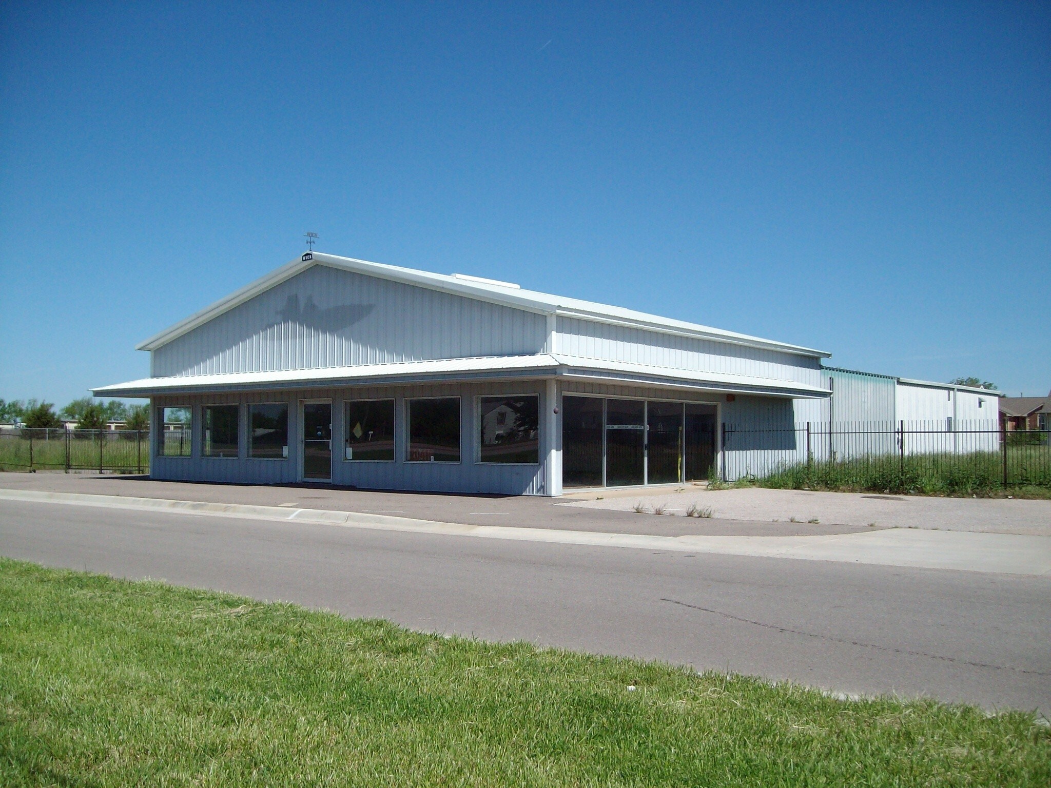 20410 W Kellogg Dr, Goddard, KS for sale Primary Photo- Image 1 of 1