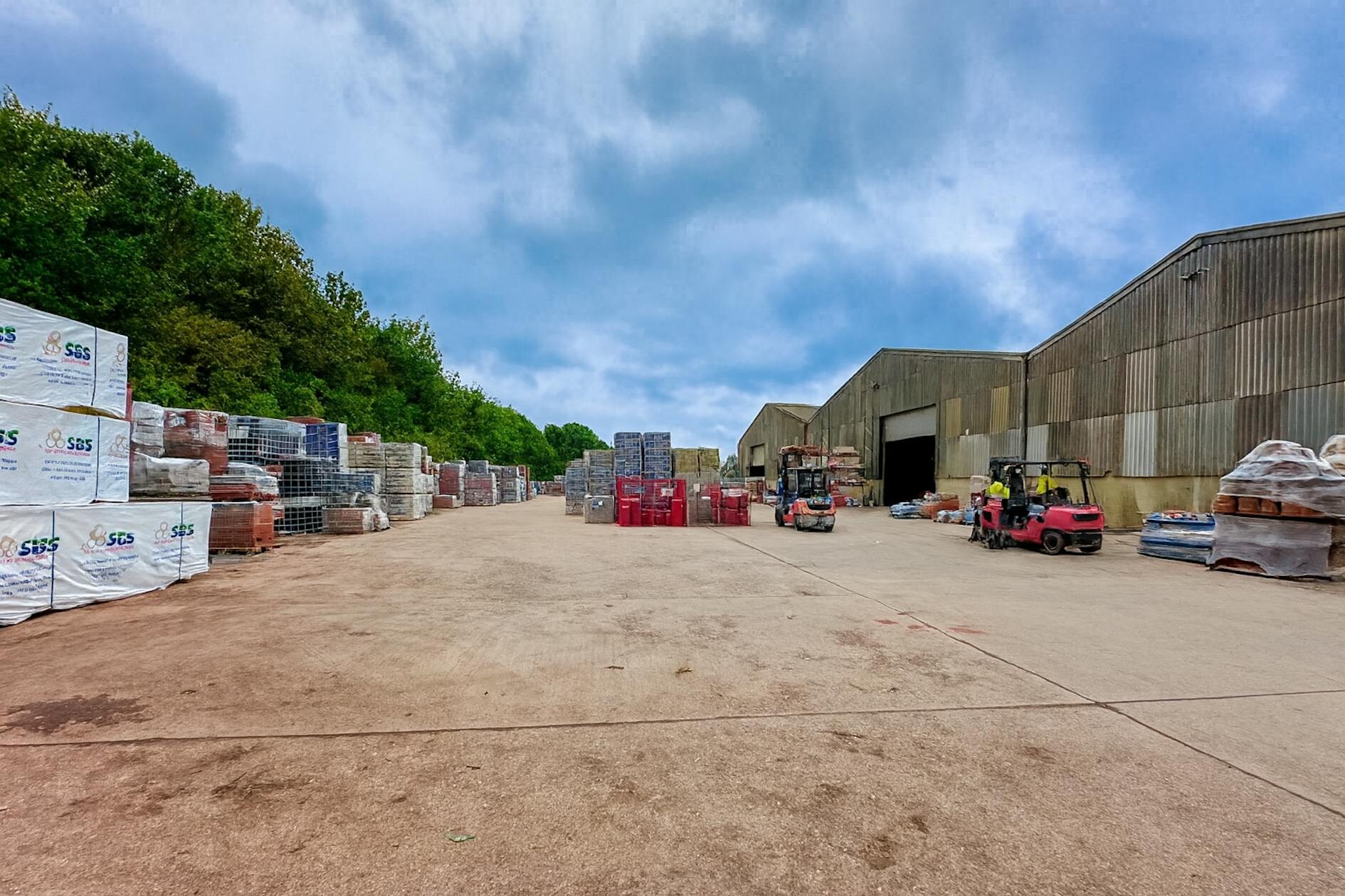 Howe Rd, Watlington for lease Primary Photo- Image 1 of 5