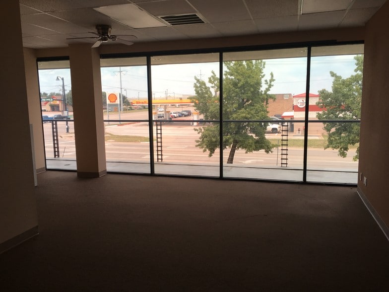 5142 5190 Rufe Snow Dr North Richland Hills Tx 76180 Retail