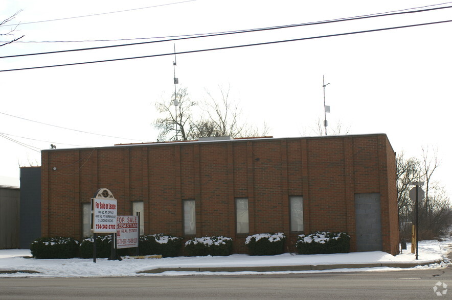 217 W Budd St, Sharon, PA for sale - Primary Photo - Image 1 of 1