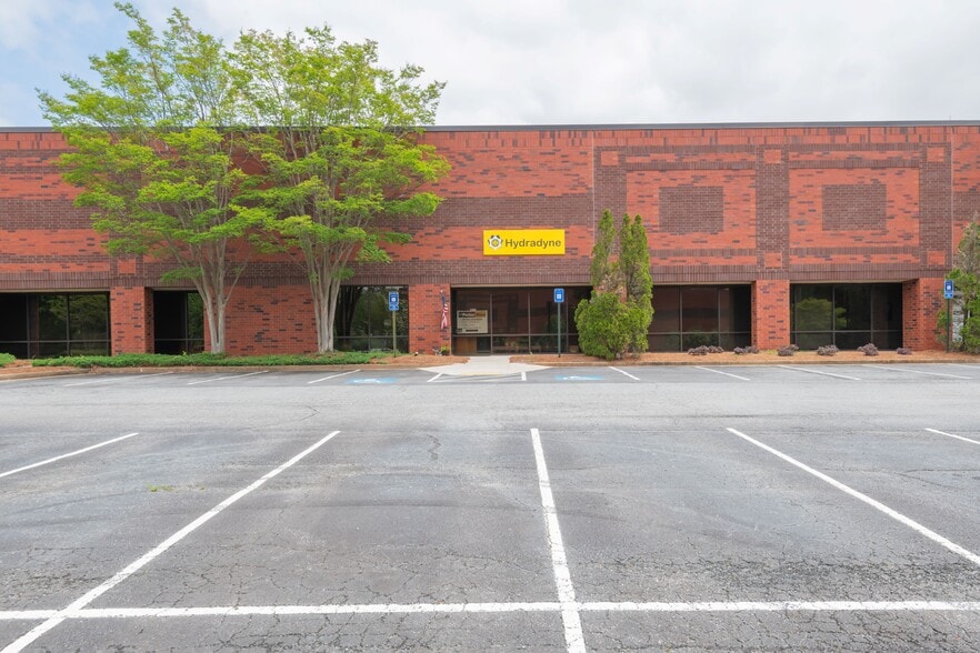 3170 Reps Miller Rd, Norcross, GA for lease - Building Photo - Image 2 of 6