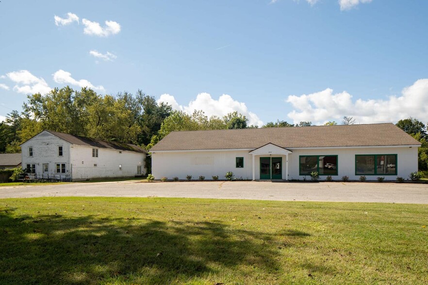 403 Ashley Falls Rd, Canaan, CT for sale - Building Photo - Image 1 of 16