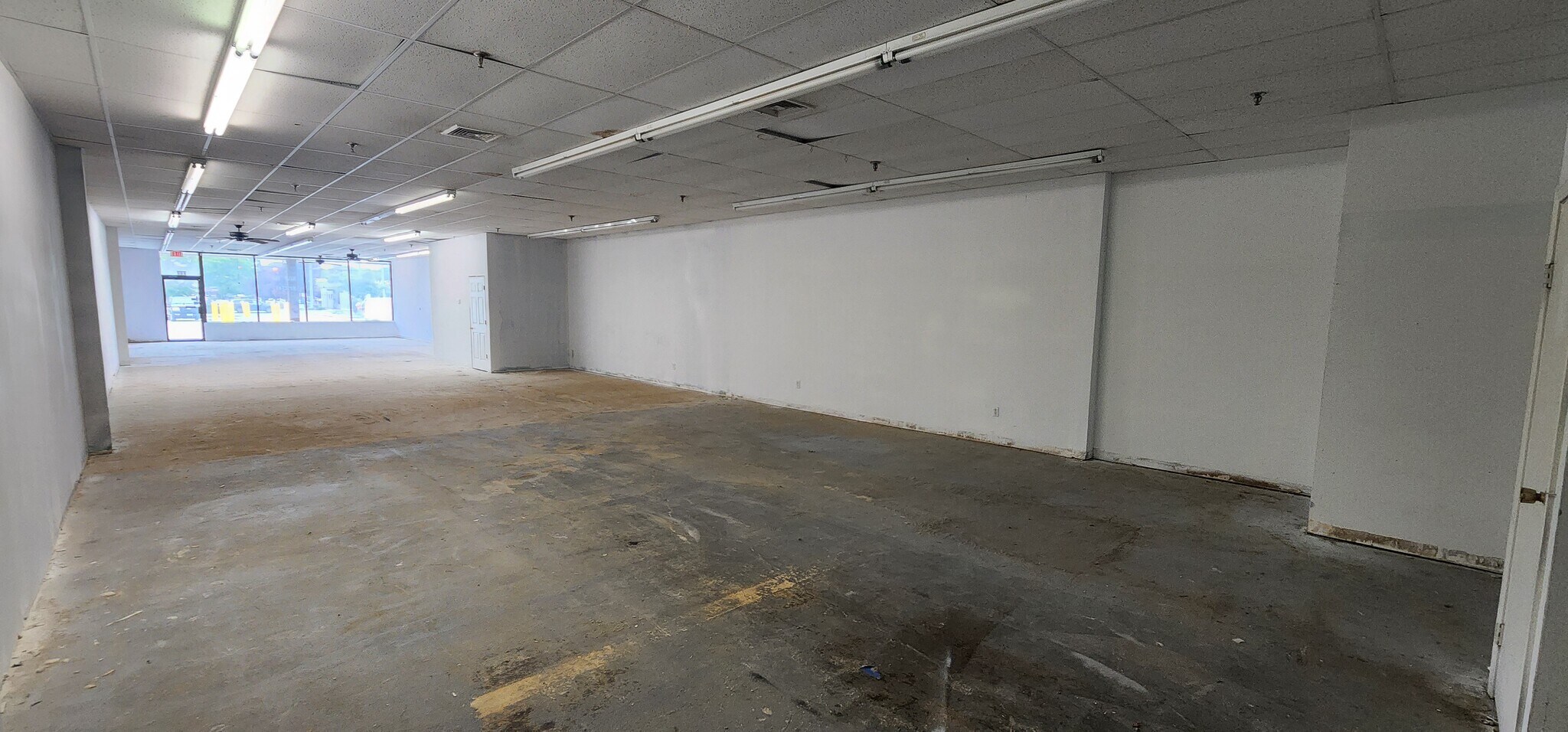 970-992 Poquonnock Rd, Groton, CT for lease Building Photo- Image 1 of 1