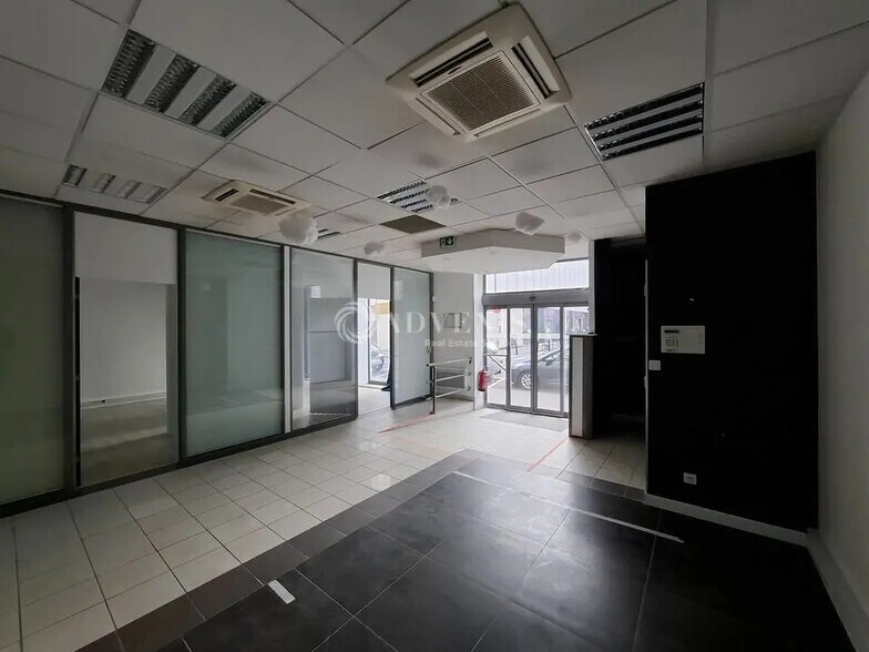 Office in Nancy for lease - Interior Photo - Image 1 of 6