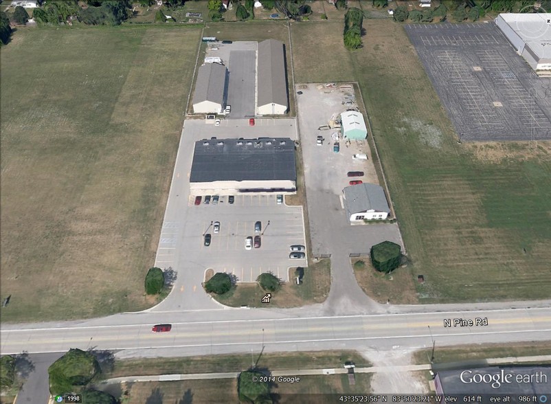 863 S Pine Rd, Bay City, MI for sale - Building Photo - Image 1 of 1