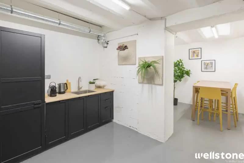 19 Rue De Rocroy, Paris for lease Interior Photo- Image 1 of 10