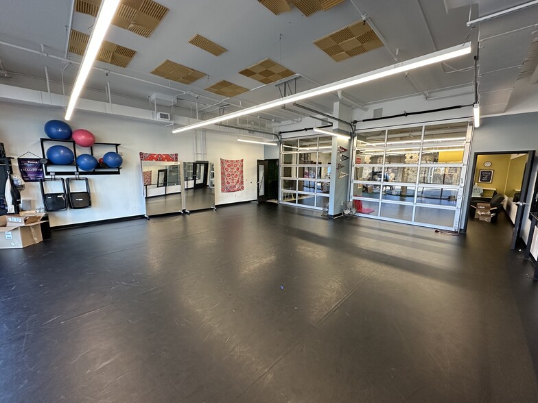 3938 S Lone Pine Ave, Springfield, MO for lease - Interior Photo - Image 3 of 5