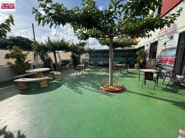 Retail in València for sale - Building Photo - Image 1 of 50