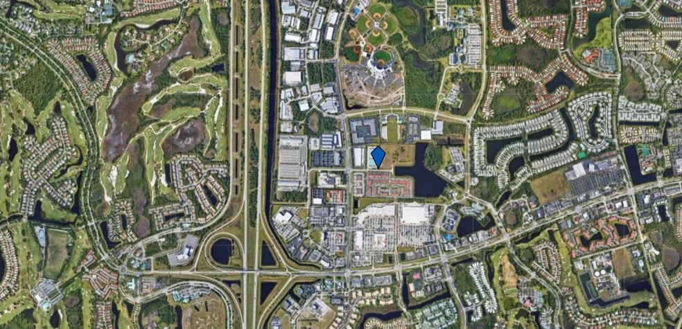 450-494 NW Lake Whitney Pl, Port Saint Lucie, FL for lease - Building Photo - Image 3 of 18