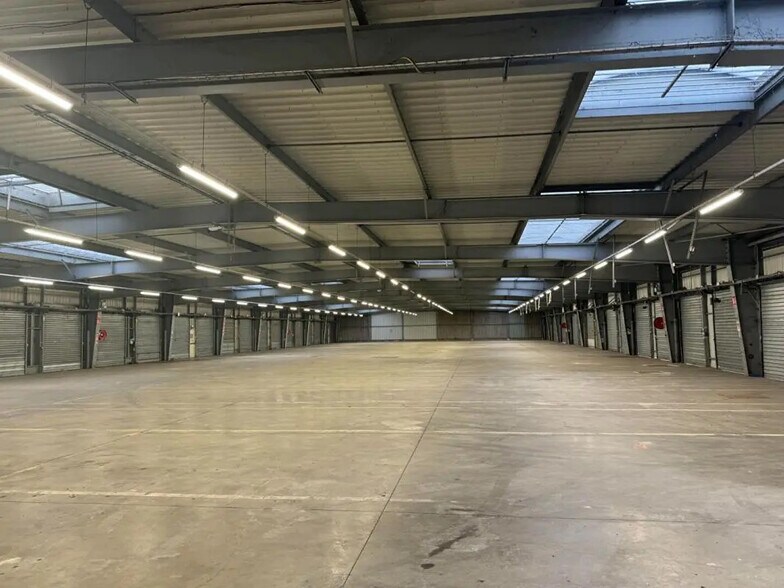 Flex in Ennery for sale - Interior Photo - Image 2 of 6